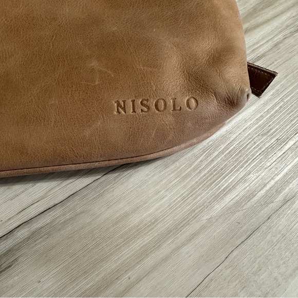 Nisolo Lima Clutch Bag in Almond Leather - Picture 7 of 9